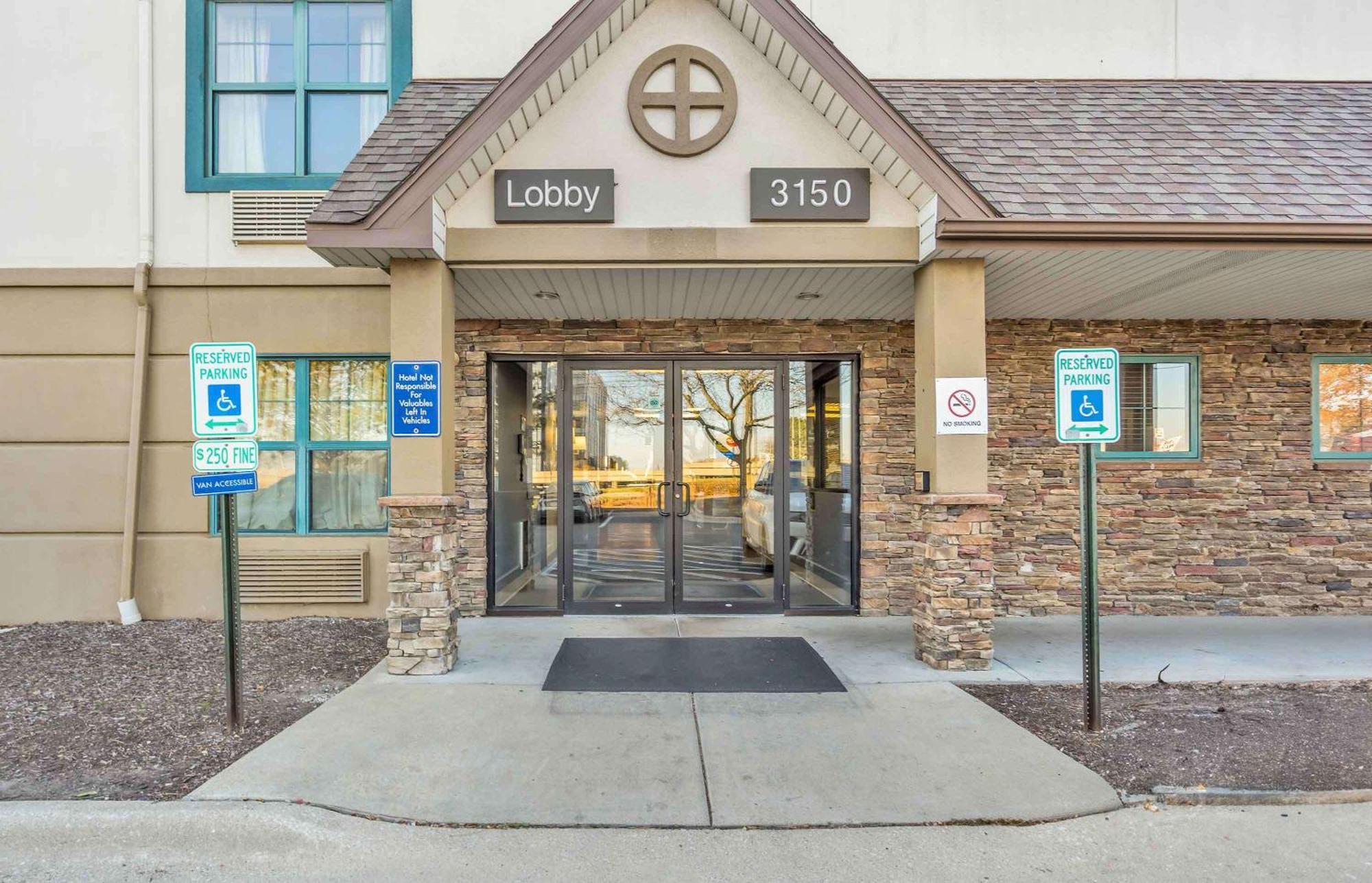 Extended Stay America Select Suites - Chicago - Downers Grove Exteriér fotografie